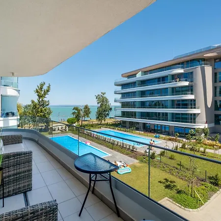 Myflat Wave Estrellita * Siofok